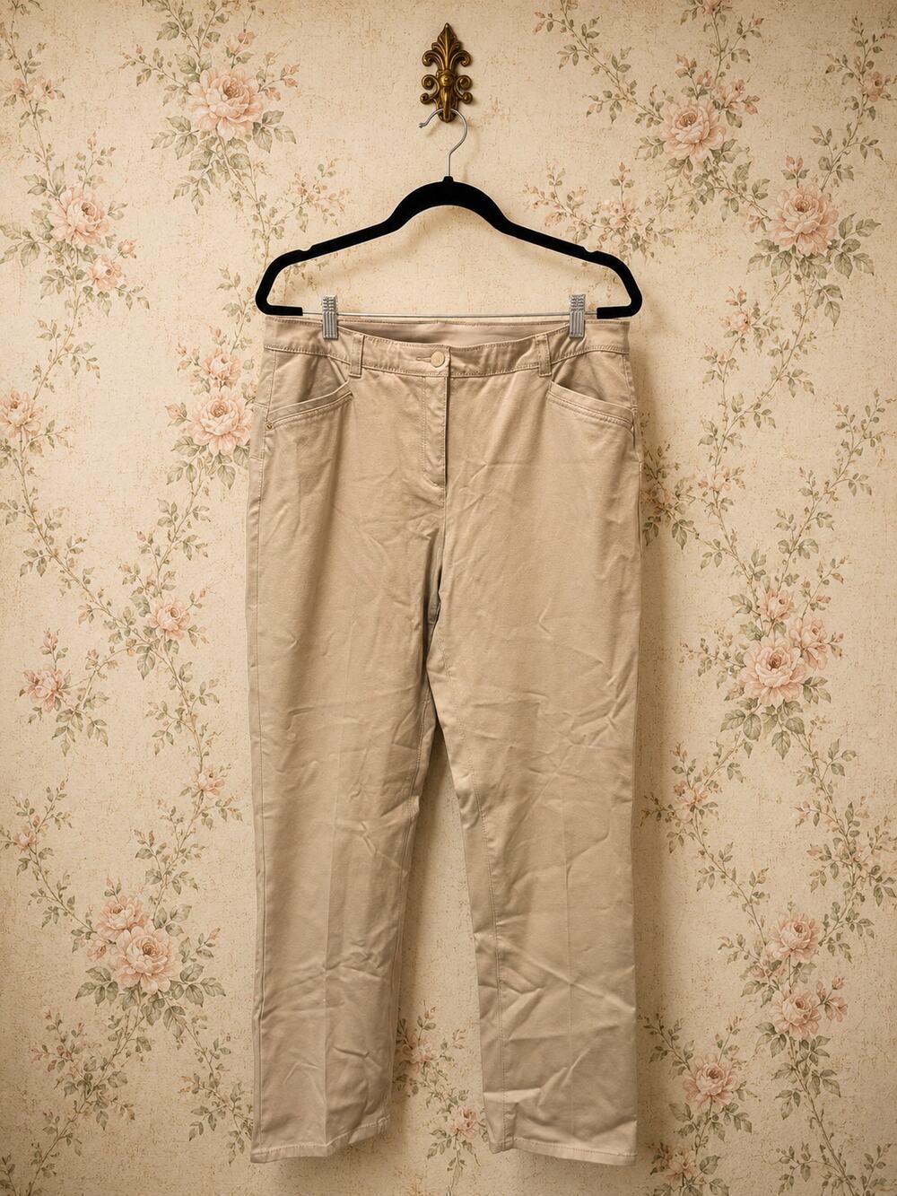 Chico’s So Slimming Pants Womens Size 2 US 12 L Beige Khaki Stretch Straight Leg